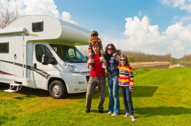 What Size of RV Should You Get for a Family of 4? 5? 6?