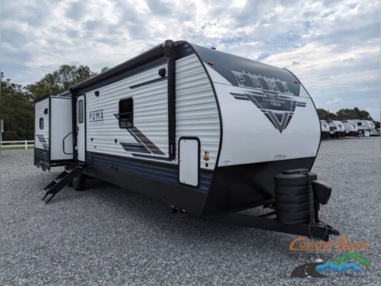 New 2024 Palomino PUMA 32BHFS Travel Trailer RV (Floor Plan)