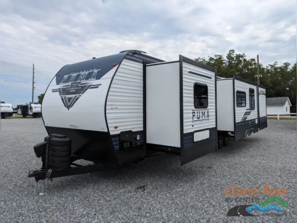 Front view of the New 2024 Palomino PUMA 32BHFS Travel Trailer RV.