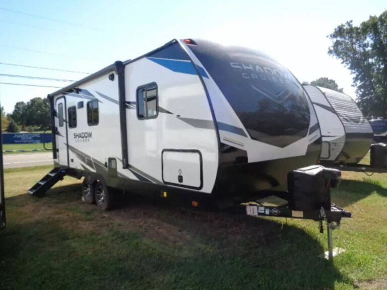 New 2023 Cruiser Rv Shadow Cruiser 225RBS Travel Trailer RV (Floor Plan)
