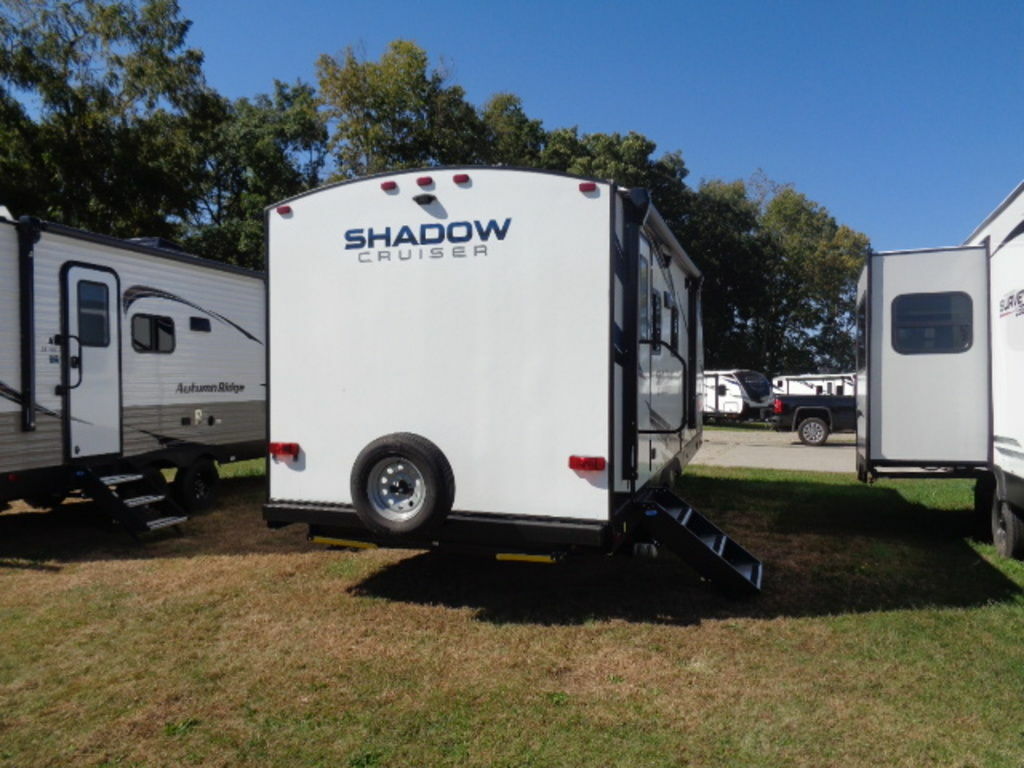 Rear view of the New 2023 Cruiser Rv Shadow Cruiser 225RBS Travel Trailer RV.