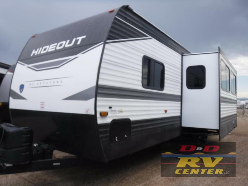 Front view of the New 2022 Keystone Rv Hideout 29DFS Travel Trailer RV.