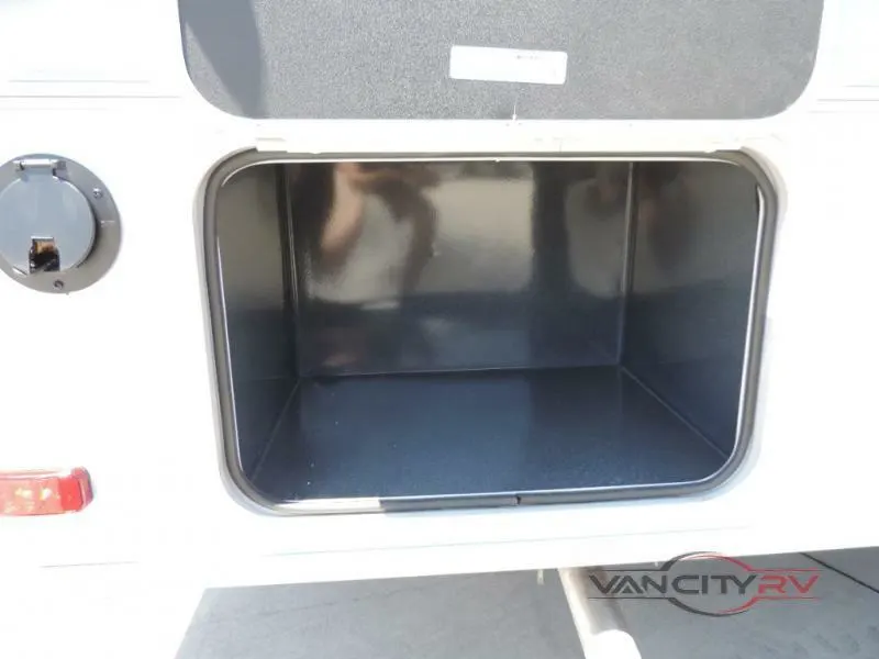 Storage compartment