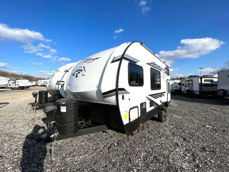 Side view of the New 2022 Highland Ridge Range Lite Air 17BH Travel Trailer RV.