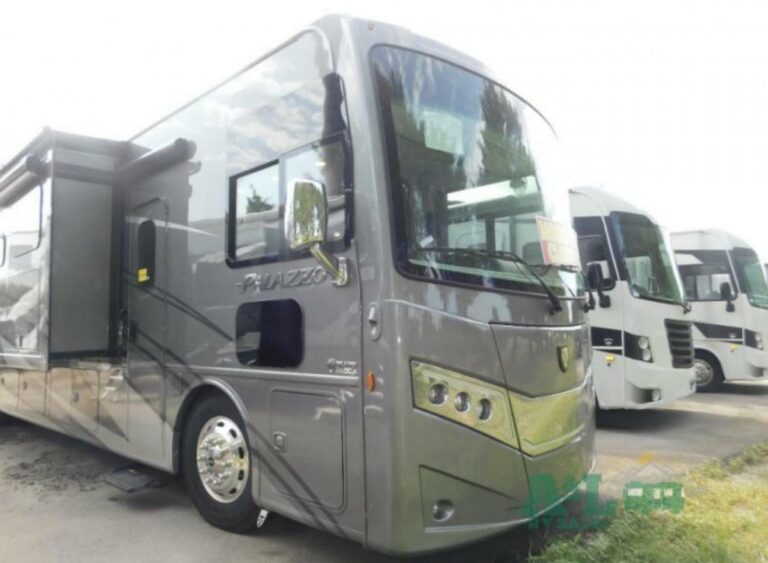New 2023 Thor Motor Coach Palazzo 37.5 Class A RV (Floor Plan)