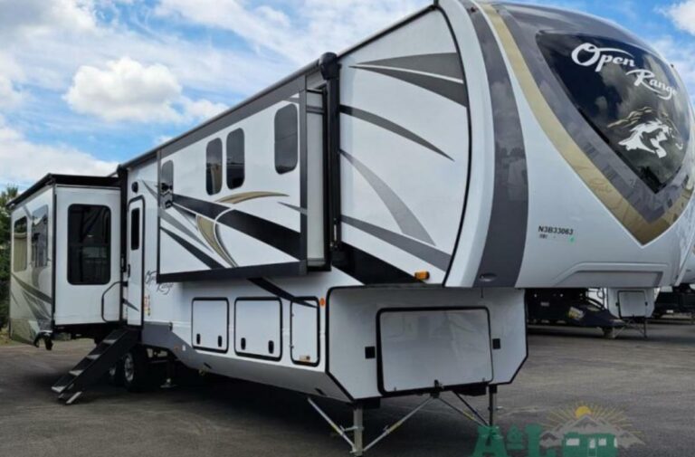 New 2022 Highland Ridge RV Open Range OF379FBS Fifth Wheel RV (Floor Plan)
