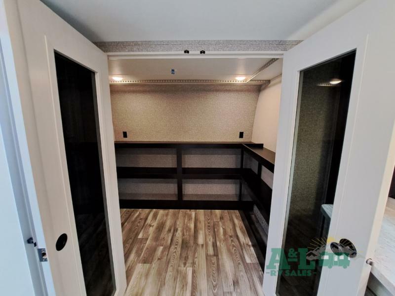 Walk-in closet