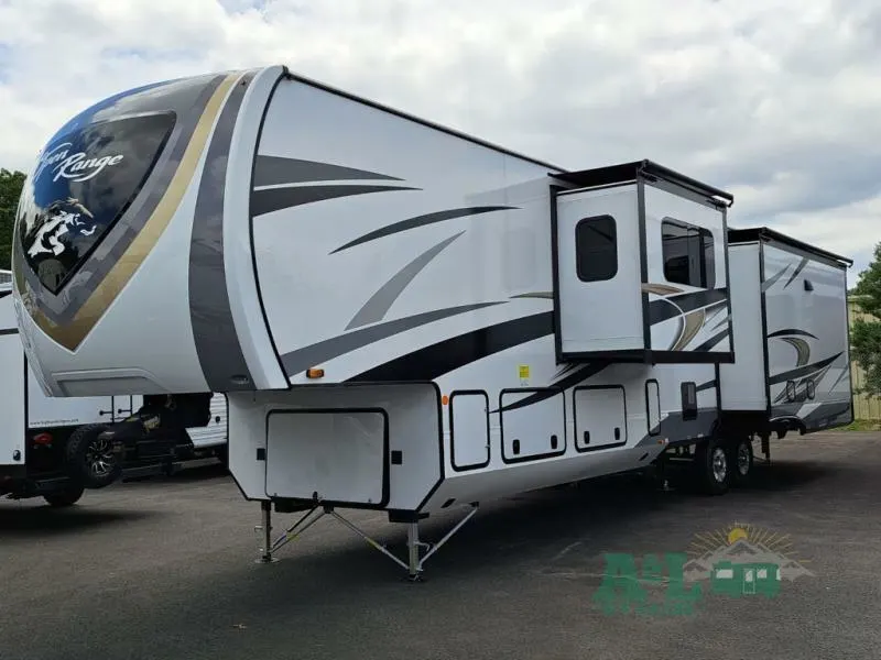 Side view of the New 2022 Highland Ridge Rv Open Range OF379FBS Fifth Wheel RV.