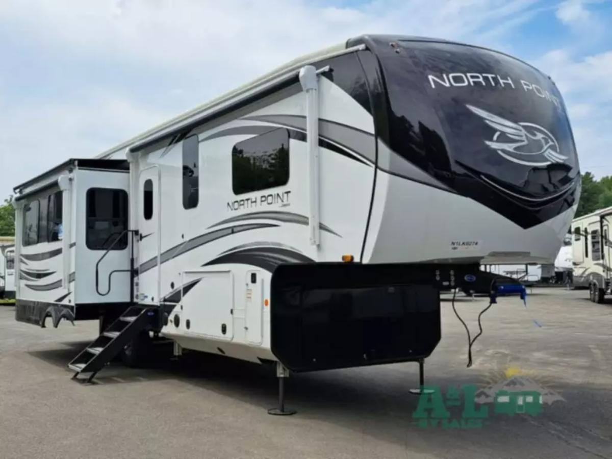 New 2022 Jayco North Point 340CKTS Fifth Wheel RV (Floor Plan) - RVJunket