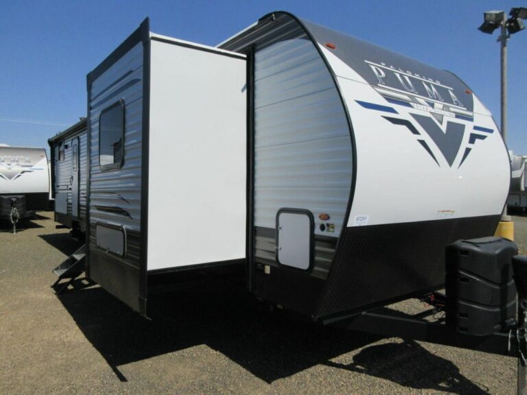 New 2022 Palomino Puma 32BHQS Travel Trailer RV (Floor Plan)