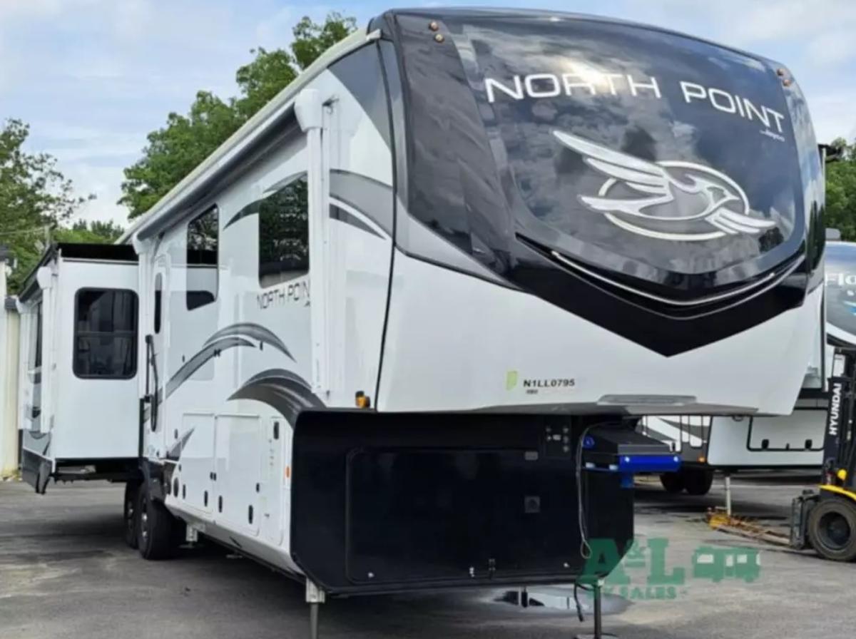 New 2022 Jayco North Point 377RLBH Fifth Wheel RV