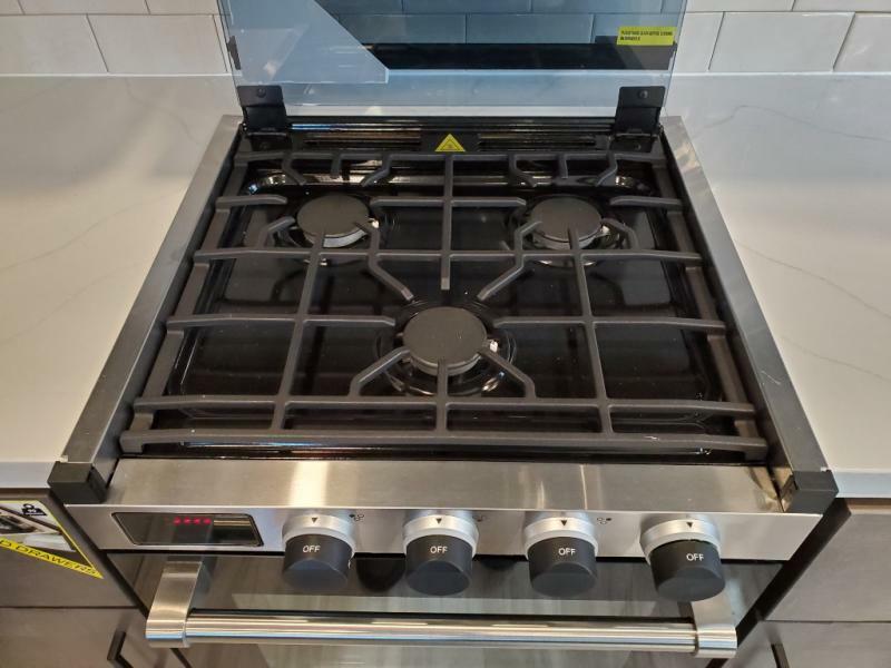 Kitchen with a gas burner.