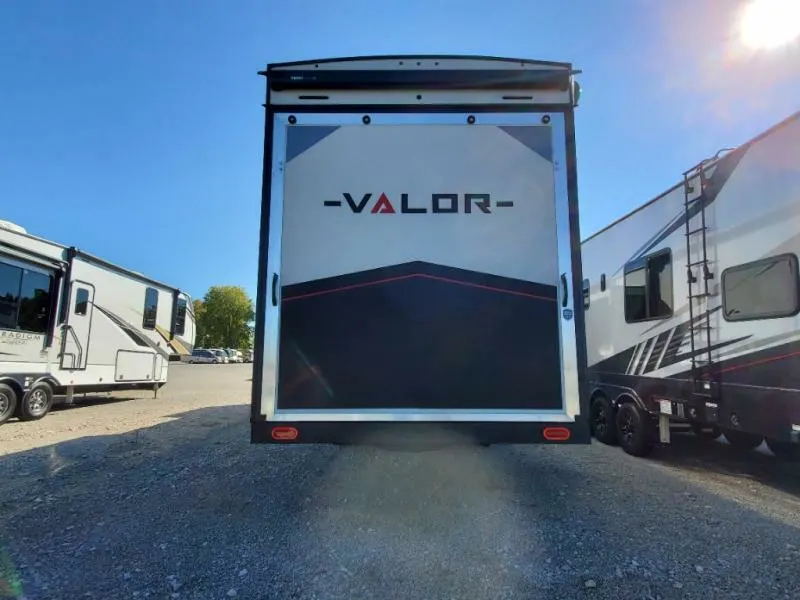 Rear view of the New 2022 Alliance Rv Valor 43V13 Fifth Wheel Toy Hauler RV.