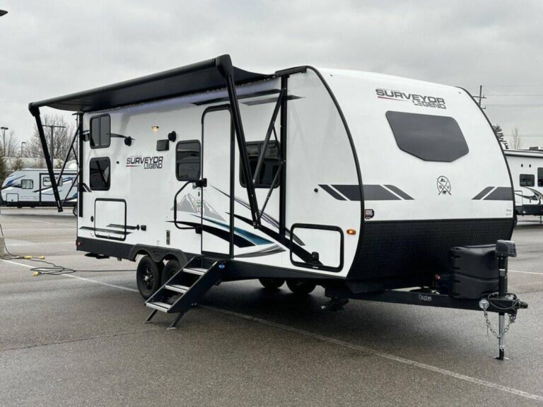 New 2024 Forest River Surveyor Legend Murphy Bed 240BHLE Travel Trailer RV (Floor Plan)