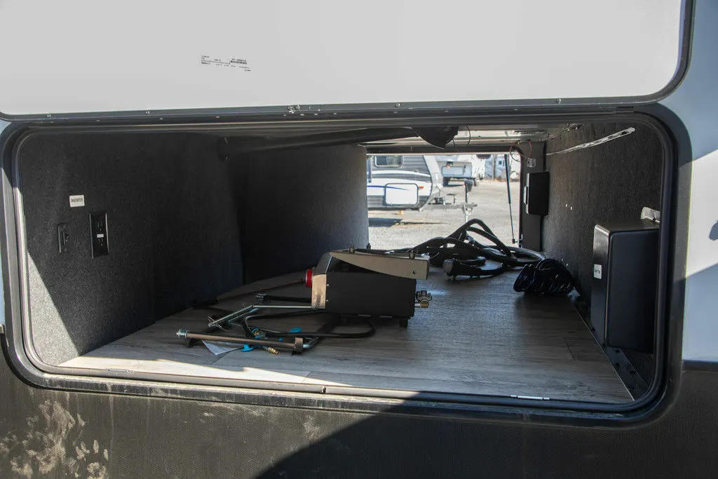 Storage compartment