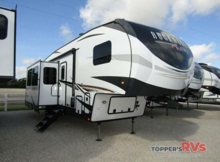 New 2022 Forest River Rockwood Ultra Lite FW 2892RB Fifth Wheel RV (Floor Plan)