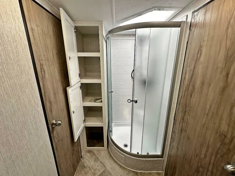 Shower room with linen.