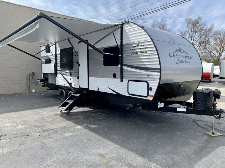 New 2022 East To West Della Terra 250BH Travel Trailer RV (Floor Plan)