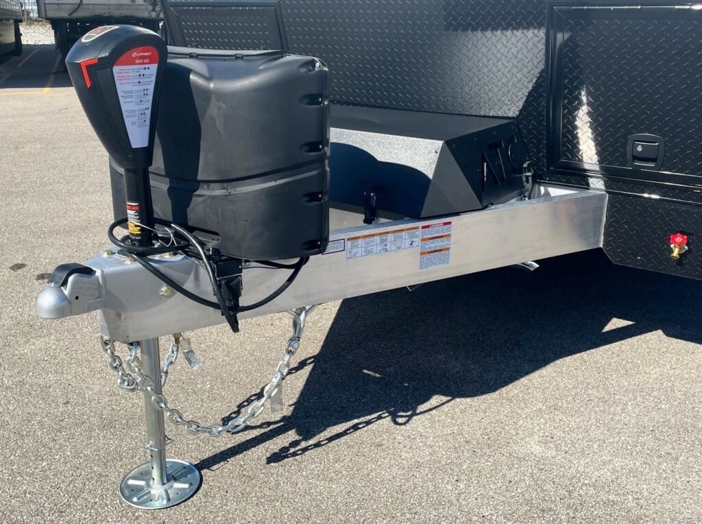 Travel trailer RV hitch