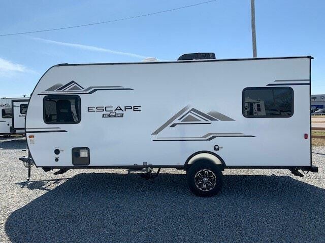 Side view of the New 2022 Kz Rv Escape 17 HATCH Travel Trailer RV.