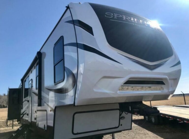 New 2022 Keystone RV Sprinter Limited 3530DEN Fifth Wheel RV (Floor Plan)