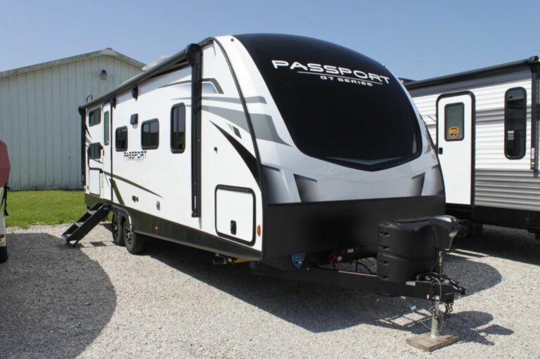 New 2022 Keystone Passport GT 2401BH Travel Trailer RV (Floor Plan)