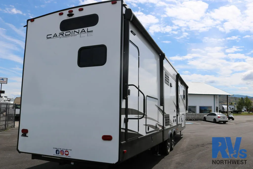 Rear view of the New 2022 Forest River CARDINAL 383BHLE Fifth Wheel RV.