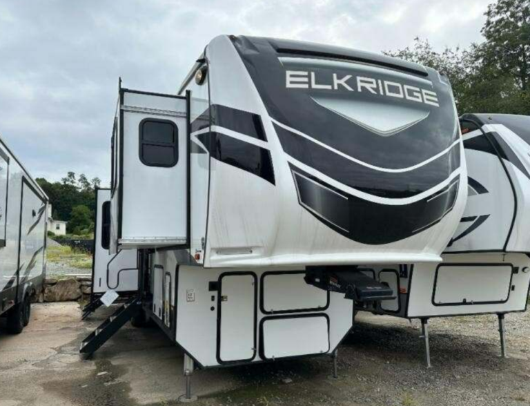 New 2022 Heartland ElkRidge ER 38 FLIK Fifth Wheel RV (Floor Plan)