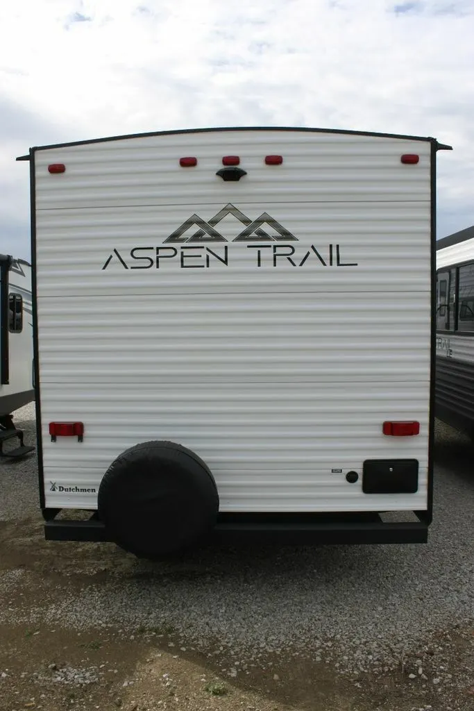 Rear view of the New 2022 Dutchmen Aspen Trail 2910BHS Travel Trailer RV.