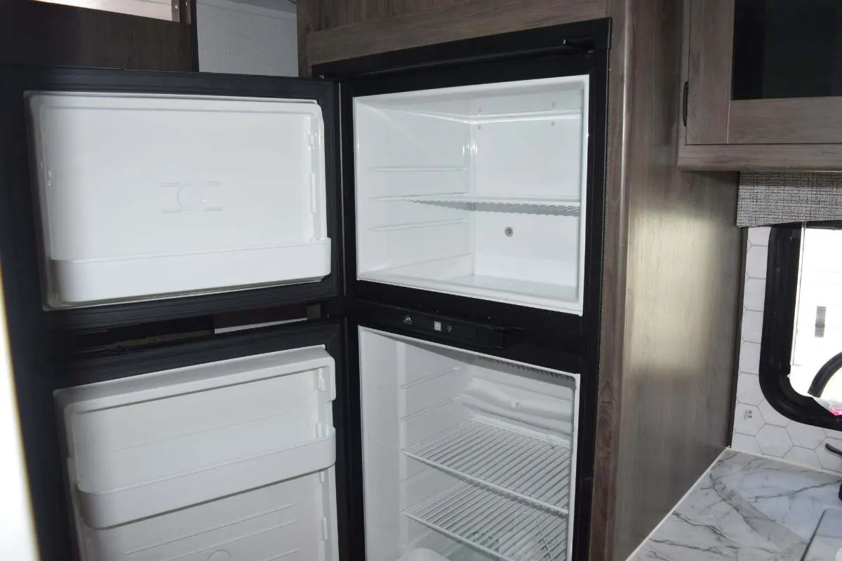 Fridge