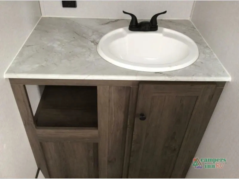 Bathroom sink