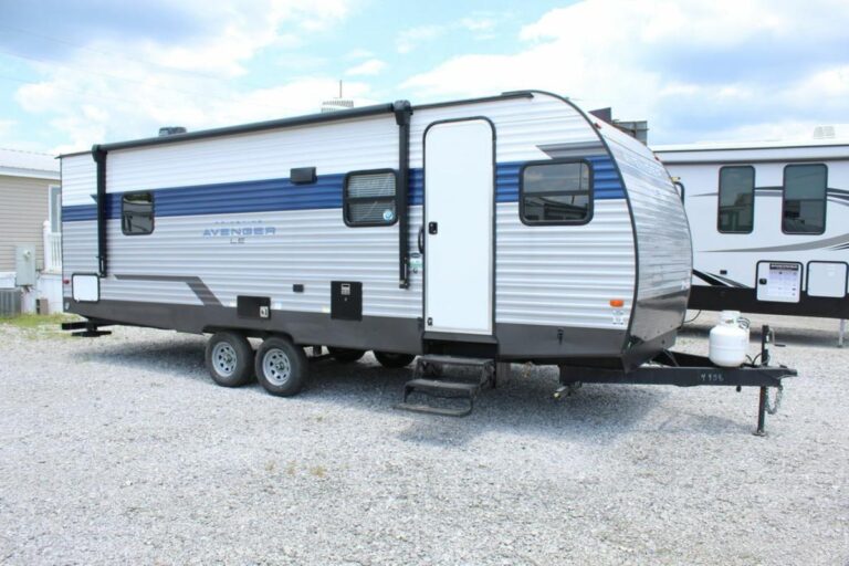 New 2022 Prime Time Avenger 25FLSLE Travel Trailer RV (Floor Plan)