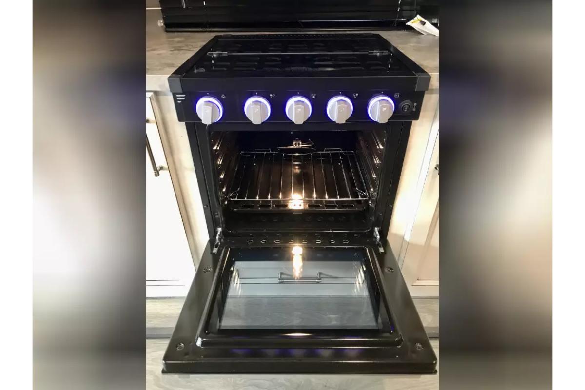 Oven