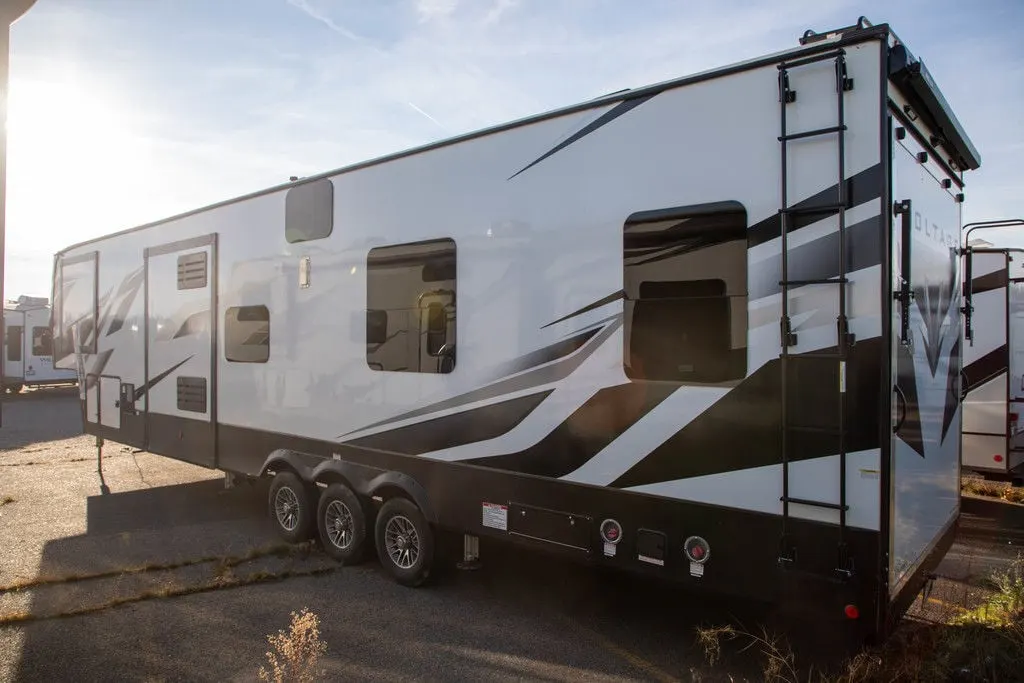 Side view of the New 2022 Dutchmen Voltage 4135 Fifth Wheel RV.