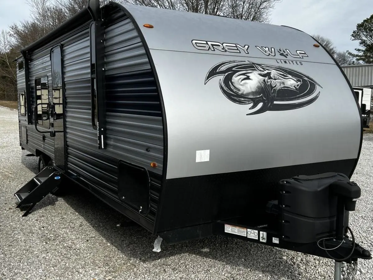 New 2022 Forest River Cherokee Grey Wolf 26DJSE Travel Trailer RV