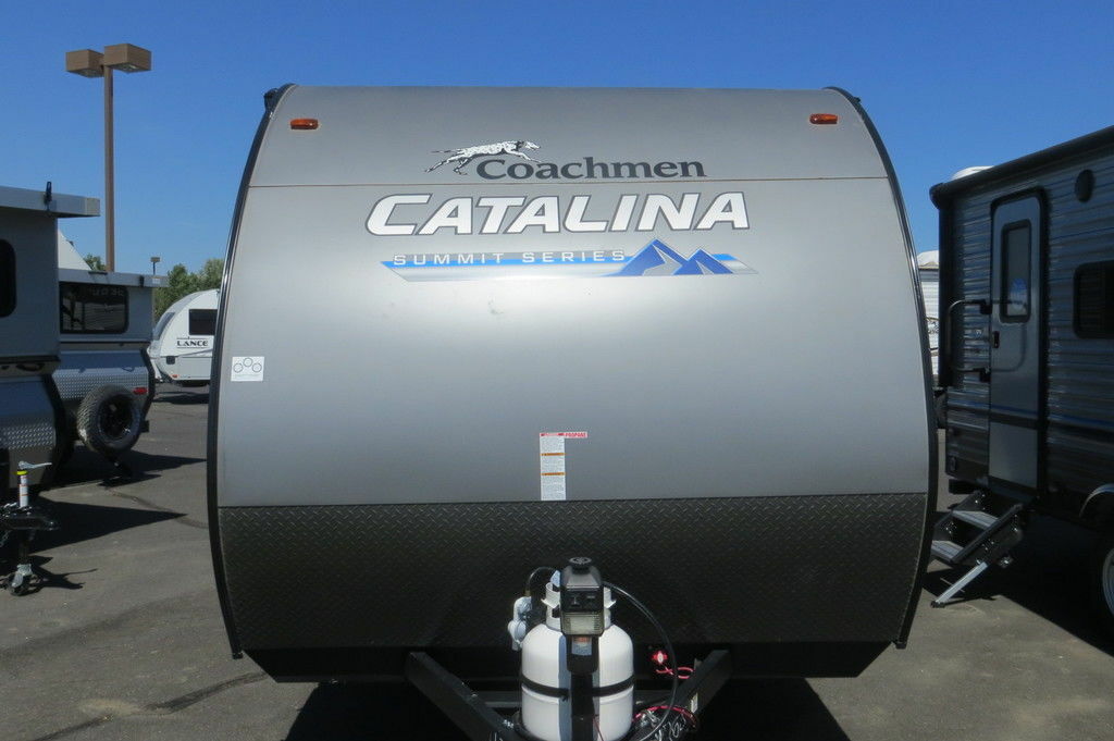 Front view of the New 2022 Coachmen Catalina Summit Series 7' 184FQ Travel Trailer RV.