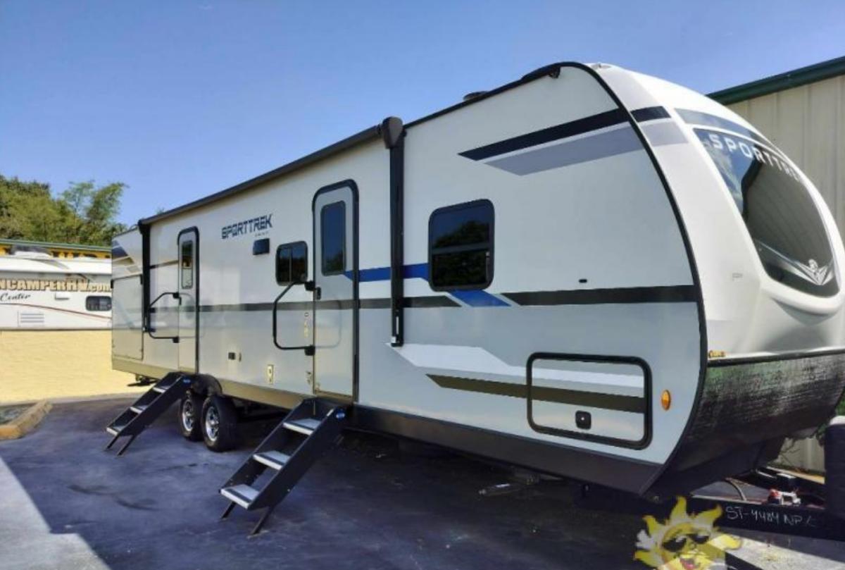 New 2022 Venture RV SportTrek ST332VBH Travel Trailer RV