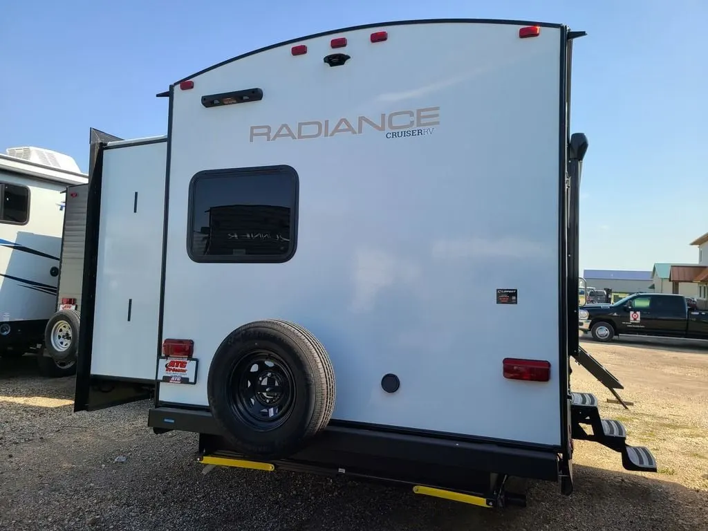 Rear view of the New 2022 Cruiser Rv Radiance R-30DS Travel Trailer RV.