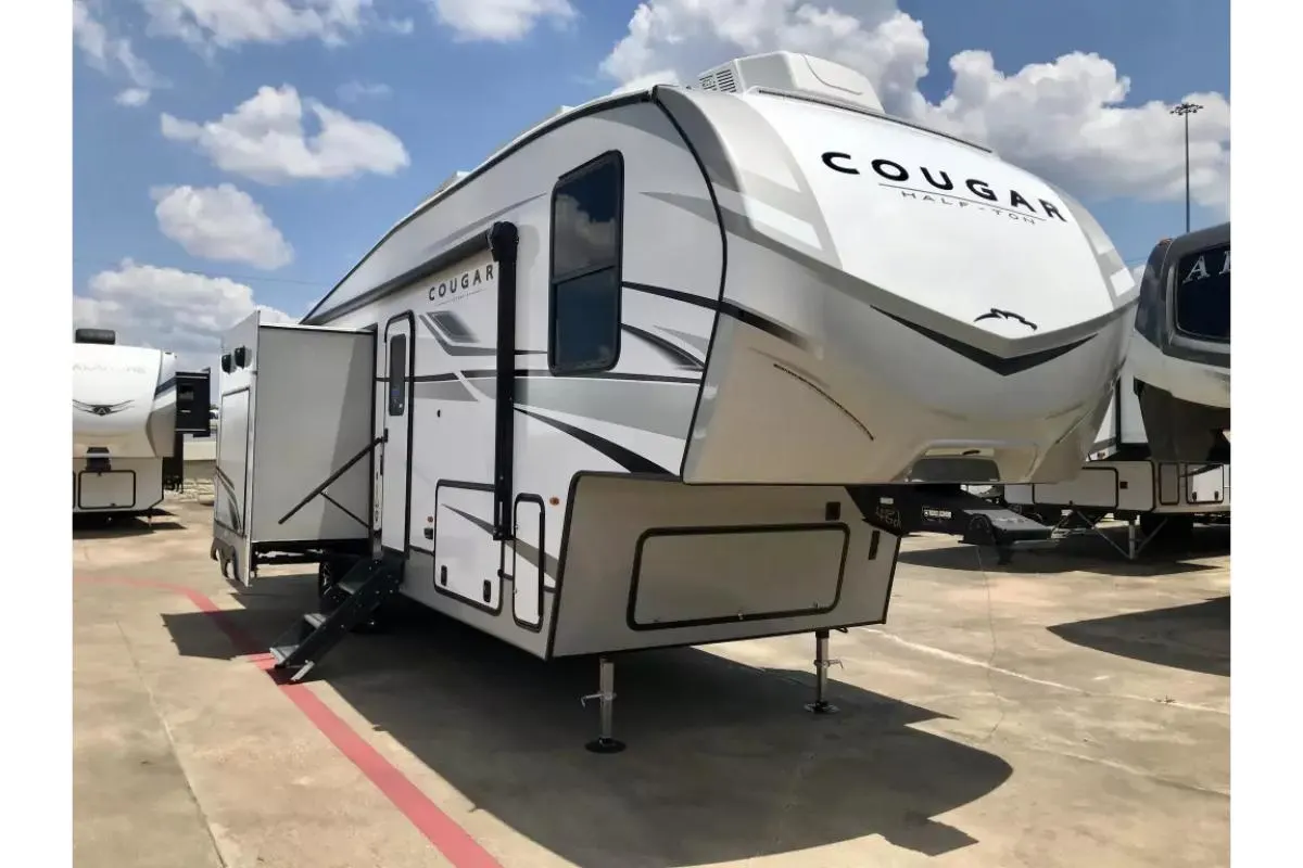 New 2024 Keystone Fifth Wheel RV Cougar 29RKS 