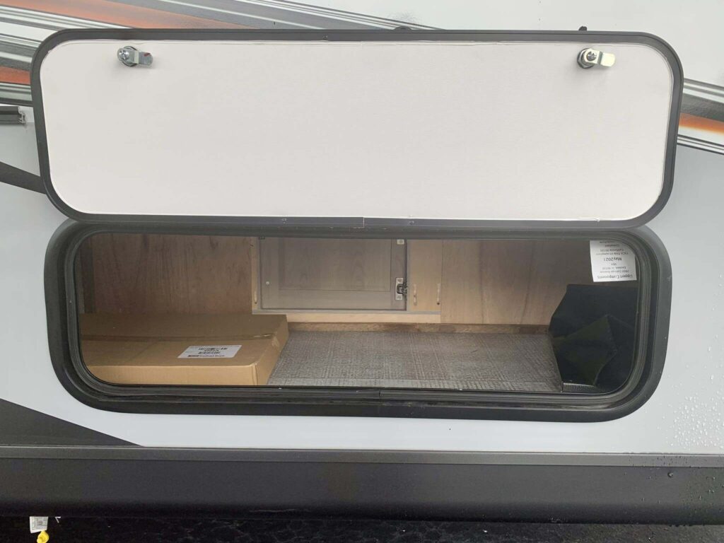 Storage compartment