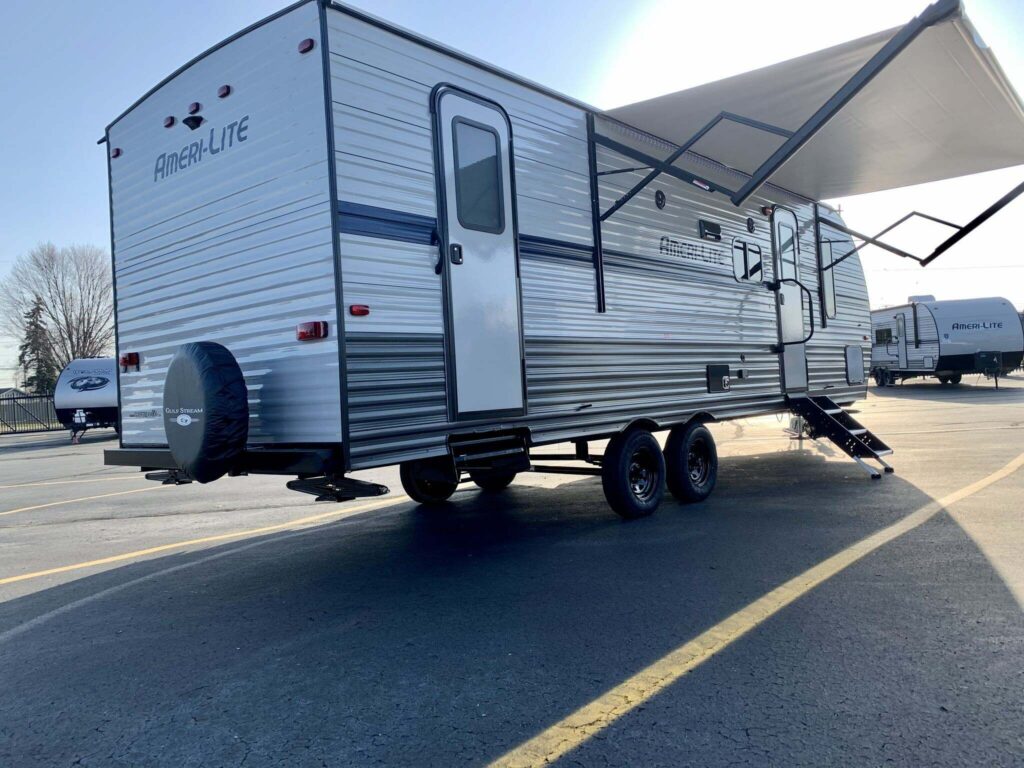 Side view of the TV with an awning.