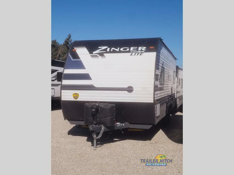 Front view of the New 2022 Crossroads Rv Zinger Lite ZR211RD Travel Trailer RV.