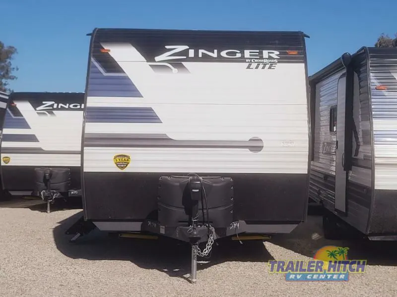 Front view of the New 2022 Crossroads Rv Zinger Lite ZR211RD Travel Trailer RV.