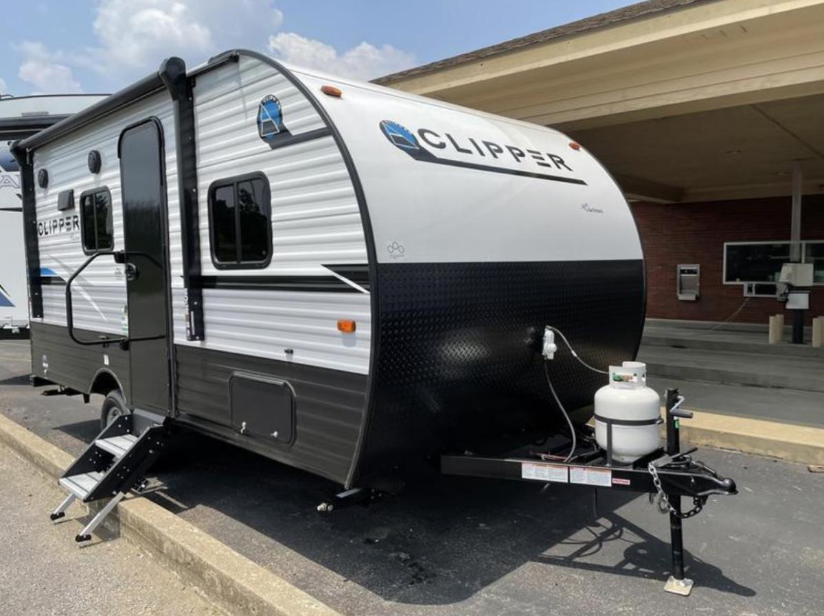 New 2022 Coachmen Clipper 162RBU Travel Trailer RV