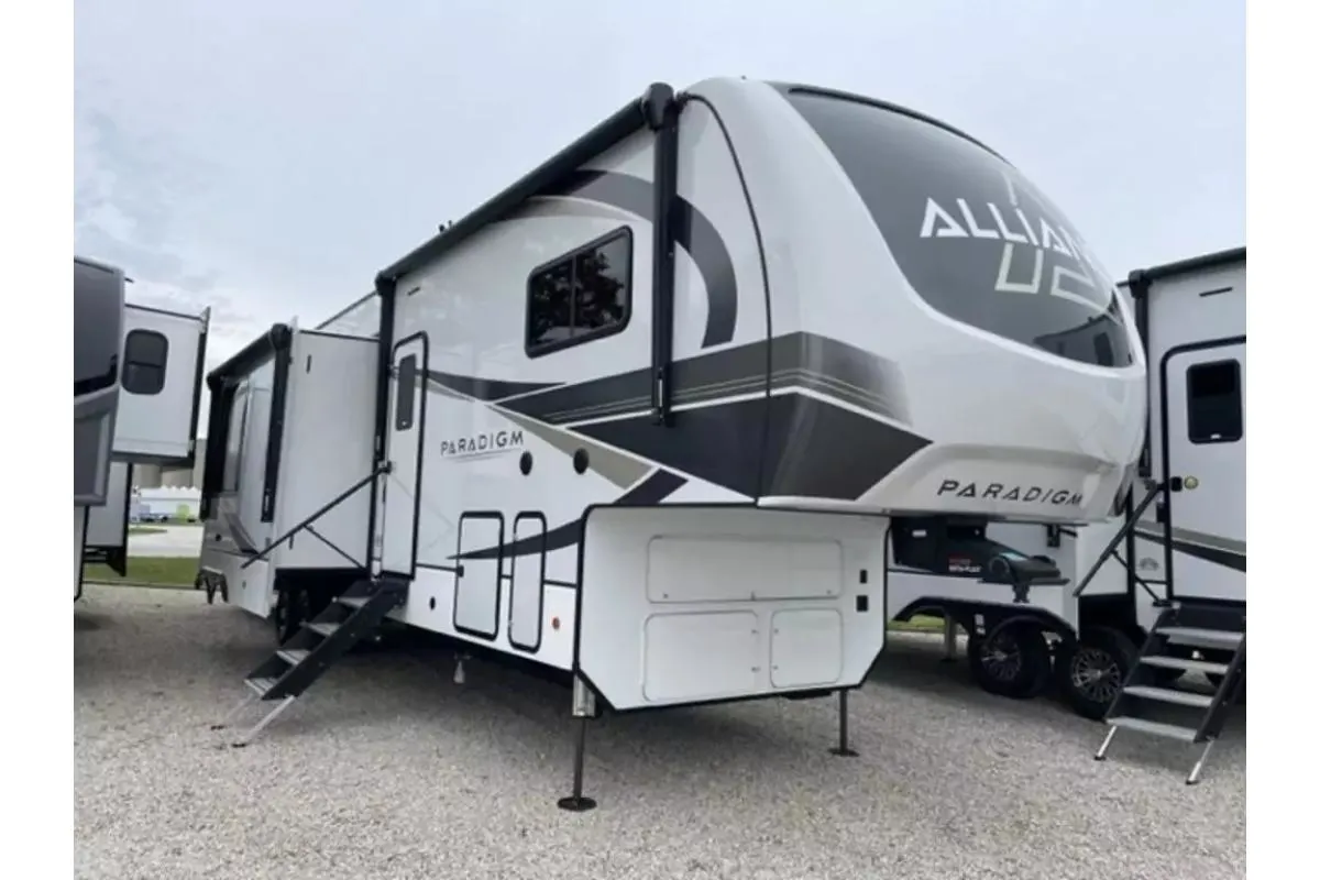 New 2024 Alliance RV Fifth Wheel RV PARADIGM 395DS