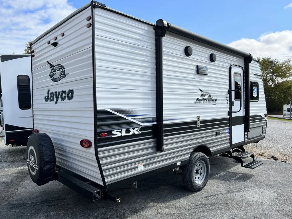 Side view of the New 2022 Jayco Jay Flight SLX 7 184BS Travel Trailer RV.