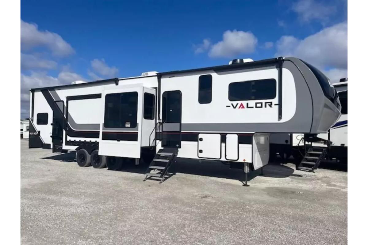 New 2024 Alliance RV Toy Hauler RV VALOR 42V13