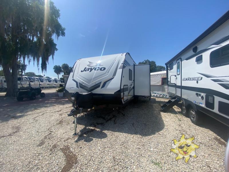 Front view of the New 2022 Jayco Jay Feather 22RB Travel Trailer RV.