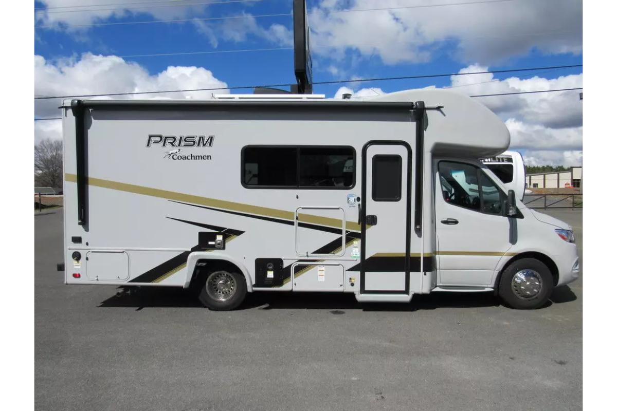 New 2024 Coachmen Class C RV Prism Select 24FS 