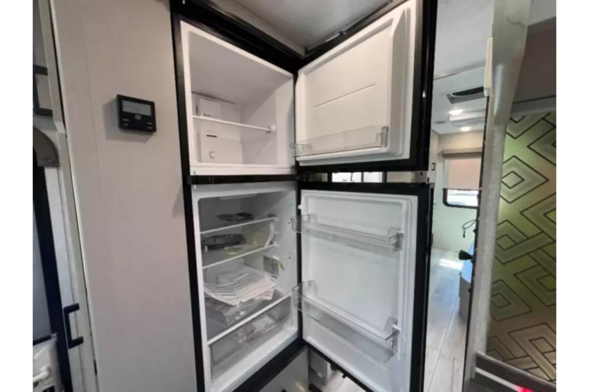 Fridge